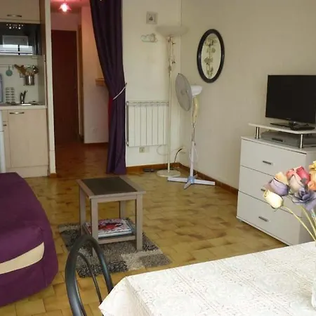 - 2 Couchages - Vue Port - Le Chebeck -